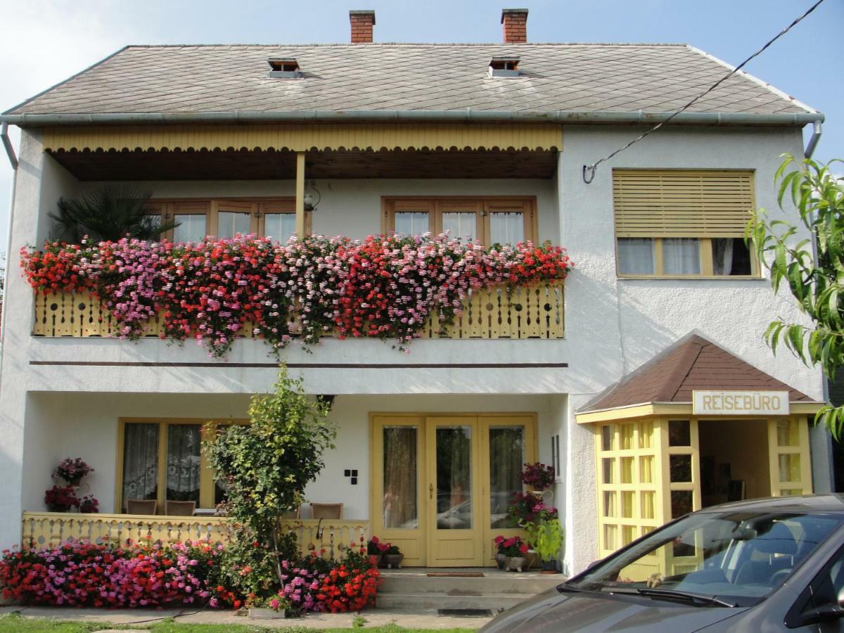 Gerania Haz Villa Vonyarcvashegy Buitenkant foto